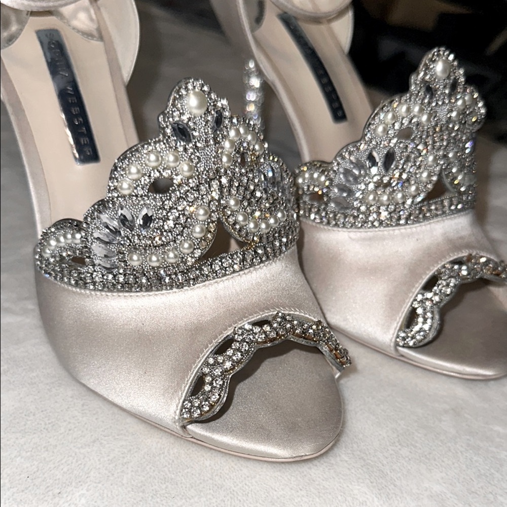 Sophia Webster White - Silver SZ 11 / 41 Royalty Sandles Crystal Heels - Picture 4 of 16